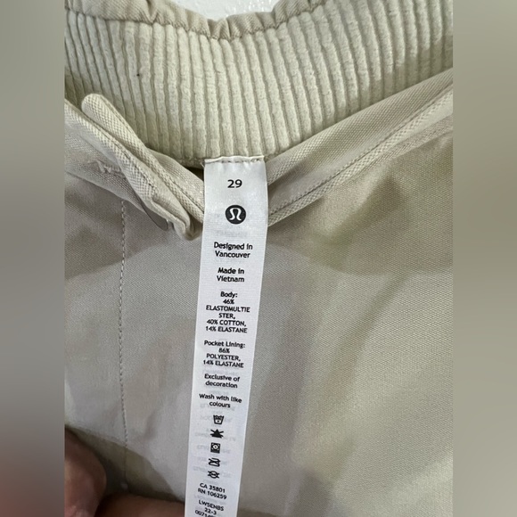 Lululemon light utilitech cargo pocket high rise pants - Picture 5 of 6